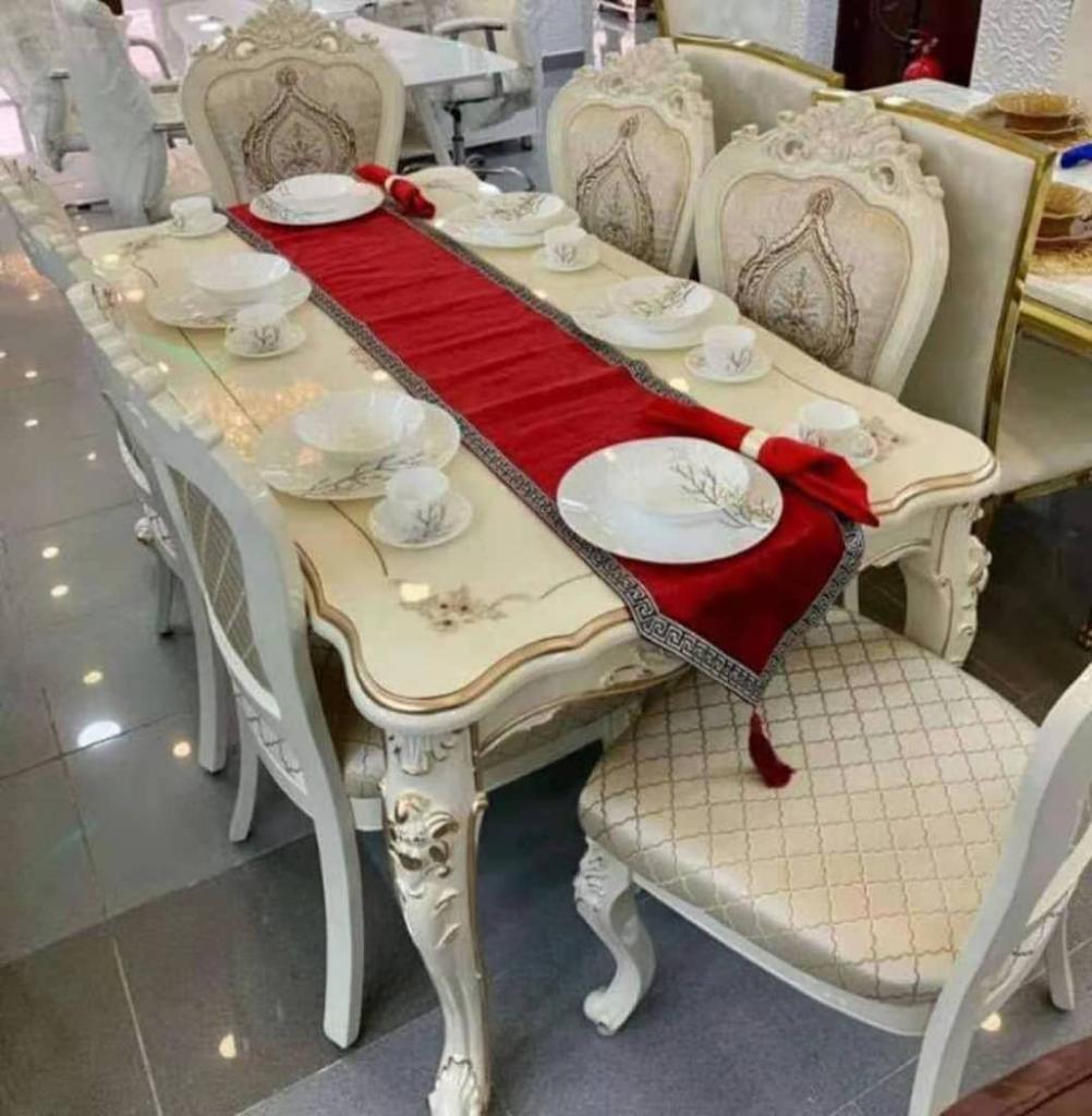 royal-dinning-table-set-3