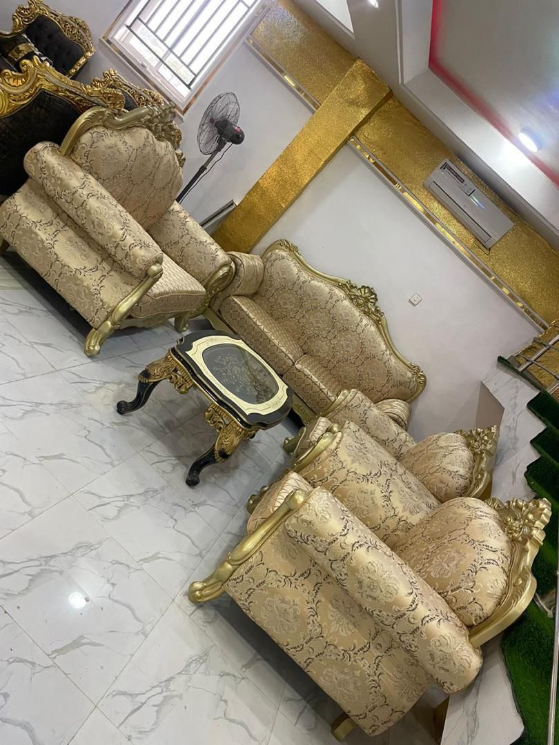 royal-furniture-set-22