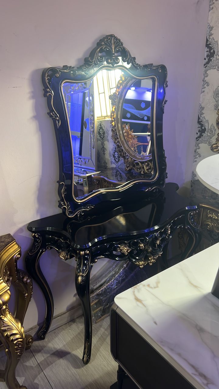 royal-mirror-3